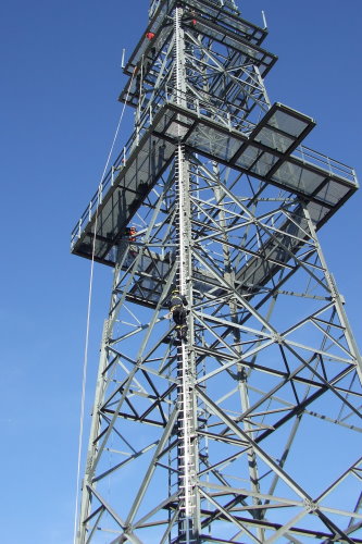 Steigschutzeinrichtung an einem Messturm